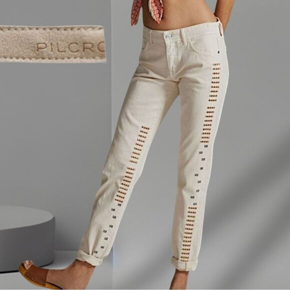 Pilcro by Anthropologie Ivory Mid-Rise Slim Straight Boyfriend Jeans Size 26 (S) - Picture 1 of 16